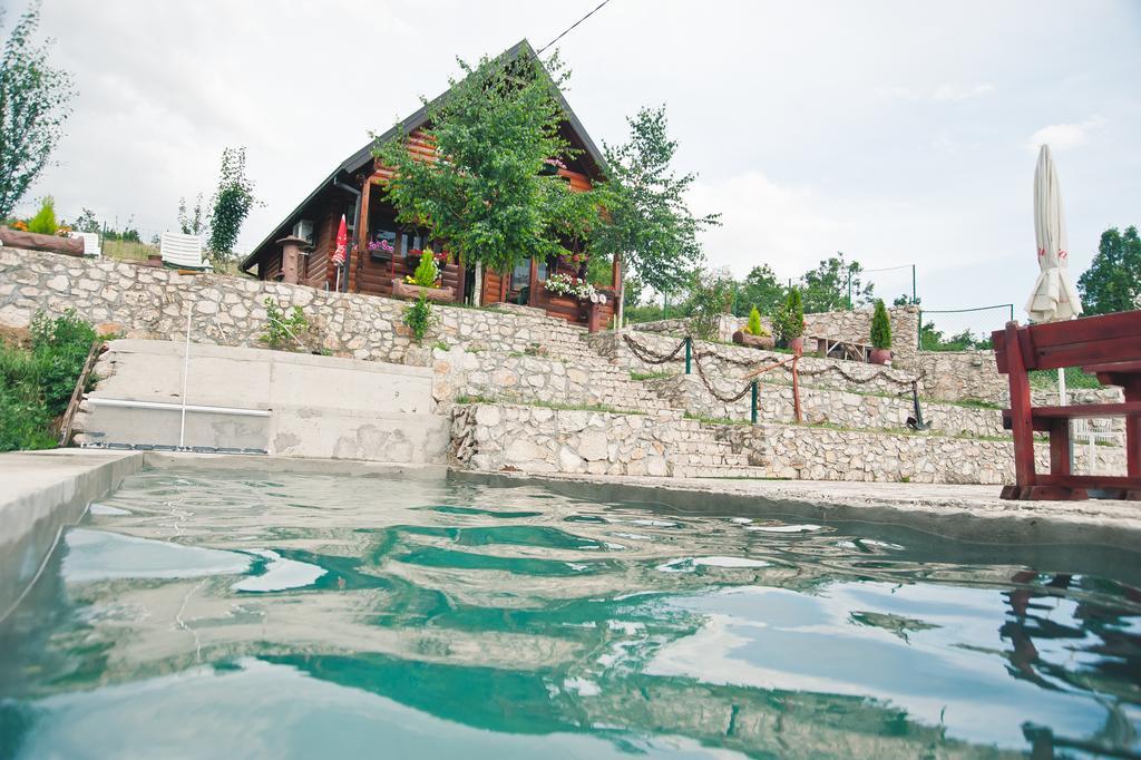 Vikendica Zoric *